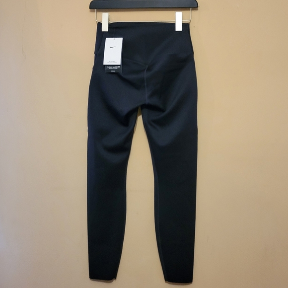 Nike Go Legging - Mid Rise - ⅞ length - black - Picture 12 of 16